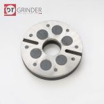 Malý přídavný příruba