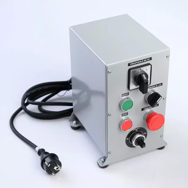 Egyfázisú frekvenciaváltó dobozban IP64 230V 0,55 kW-2,2 kW