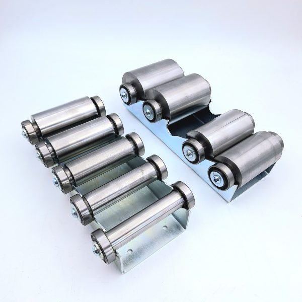 Sada kovových válečků pro upevnění rádiusové brusky se stojanem